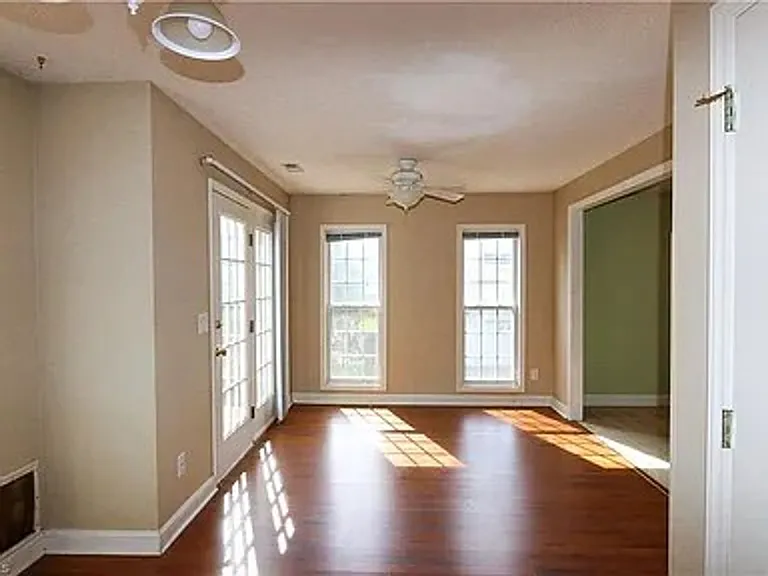 4820 Manteo Ln — Photo 10