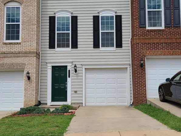 42711 Wilmar Sq, Ashburn, VA 20148