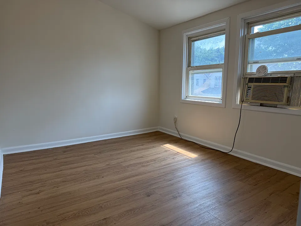 65 Durand Pl #3