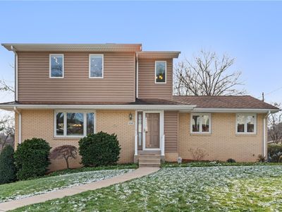 990 Holly Lynne Dr, Pittsburgh, PA, 15236