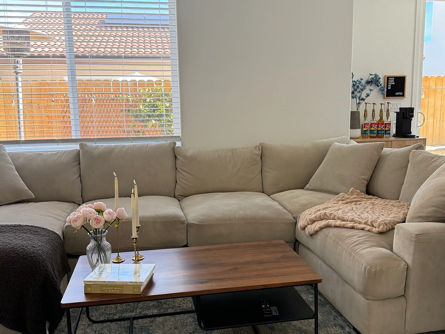 3 bed, 2.5 bath, 1553 sqft, $2,950 — Photo 3