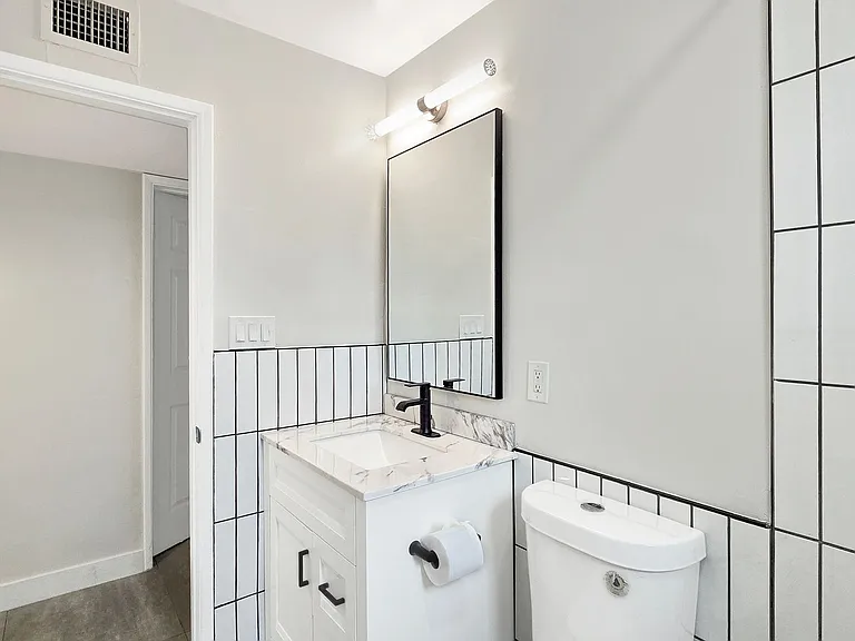 1216 E Desert Park Ln — Photo 14