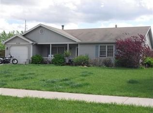 400 Hackberry Ave, Manhattan, KS 66502