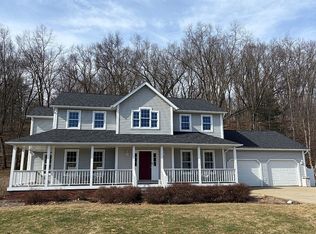 21 Pinegrove Blvd, Russell, PA