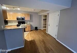 5th image of 1185 W University Ave Unit 16-131