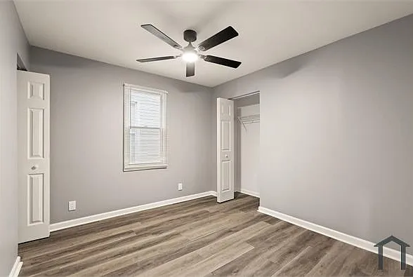 2222 Duncan St — Photo 16