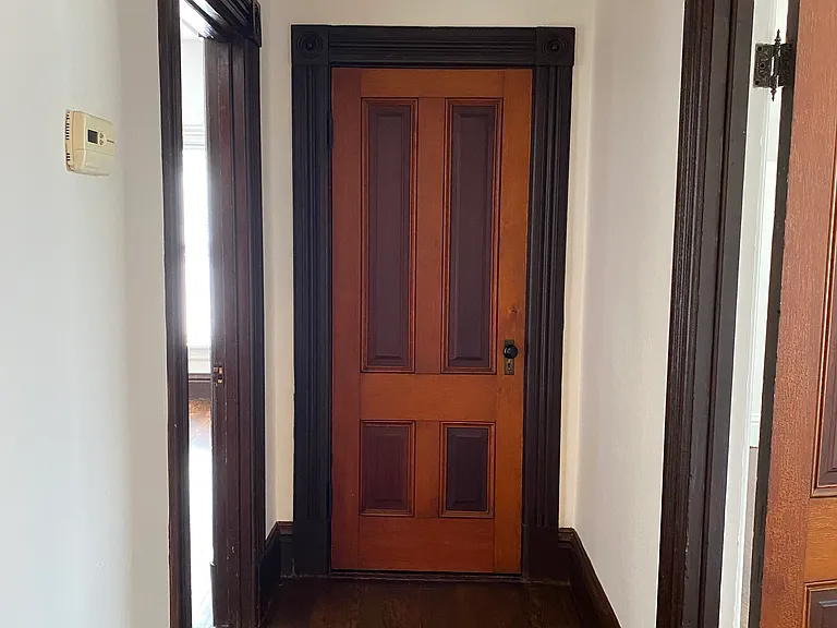 578 Broadway — Photo 20