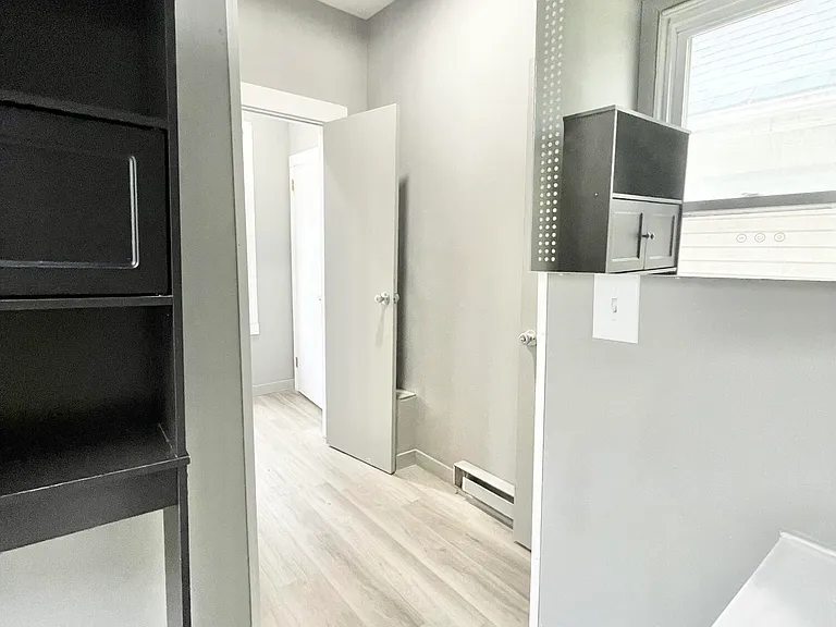 1028 N Webster Ave #2 — Photo 36