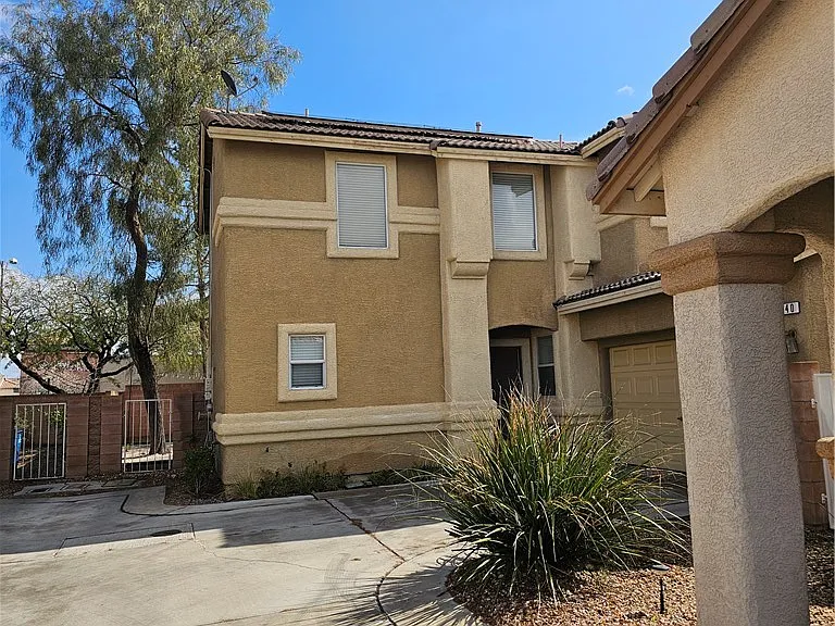 140 Samantha Rose St — Photo 33