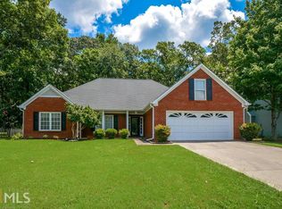 76 Springcrest Trl, Lawrenceville, GA 30046