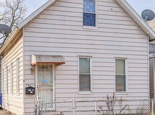 5821 Frontier Ave, Cleveland, OH