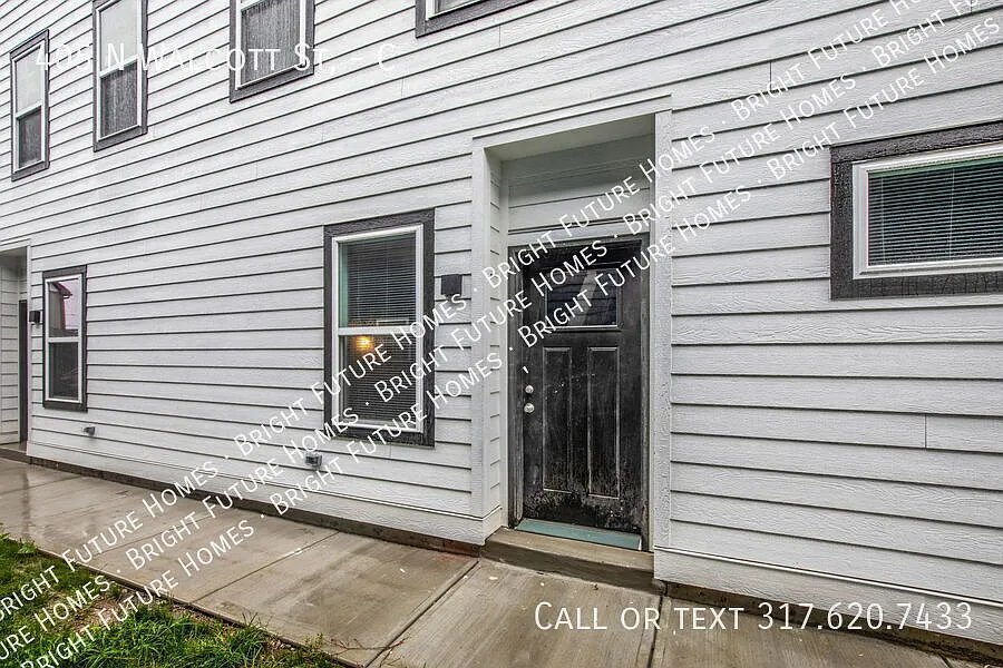 1 bed, 1.5 bath, 800 sqft, $1,250 — Photo 2