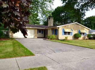 5211 Old Mill Rd, Fort Wayne, IN 46807