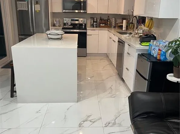 4231 NW 169th ter, MIAMI GARDENS, FL 33055