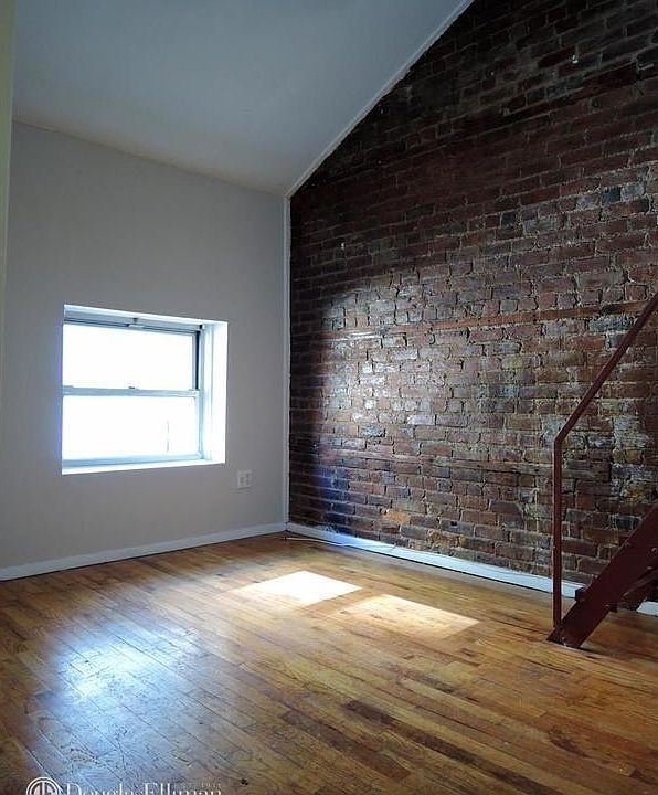 1st image of 351 W 14th St APT G