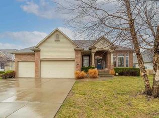 13204 E Tallowood Dr, Wichita, KS 67230