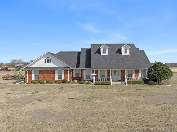 5997 Putman Rd, Marietta, OK 73448
