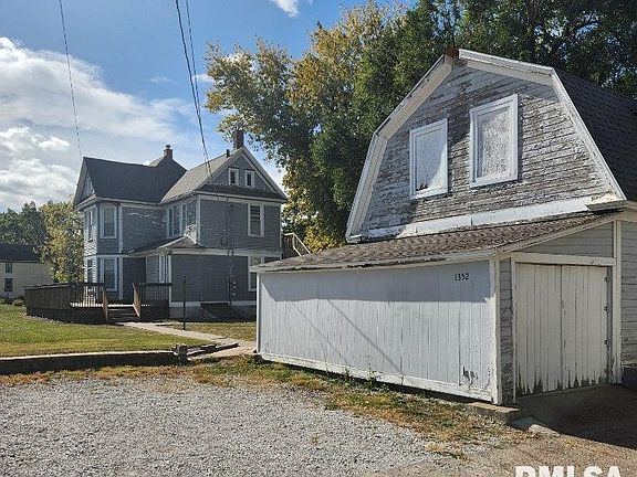 2nd image of 1352 W 15th St