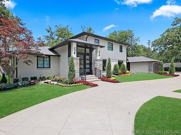 3rd image of 2227 E 26th Pl