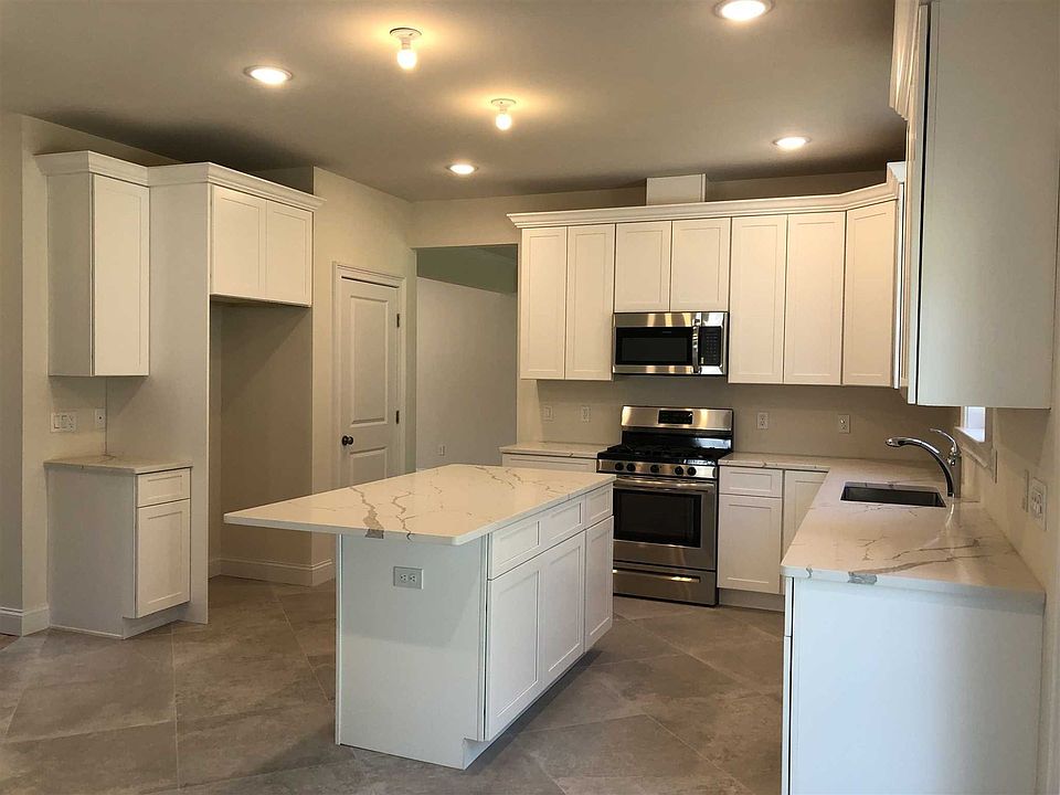 92 Kensington Lane La, Poughkeepsie, NY 12603 Zillow