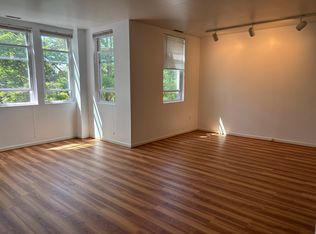 218 Thorndike St APT 207, Cambridge, MA 02141