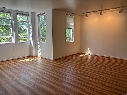 218 Thorndike St #207 Photo 1