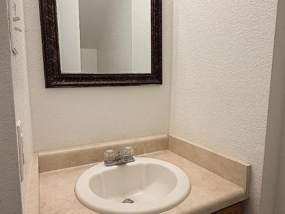 Unit Photo