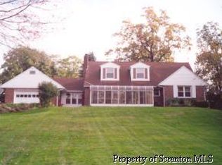 3895 Ridge Rd, Wilkes Barre, PA 18702