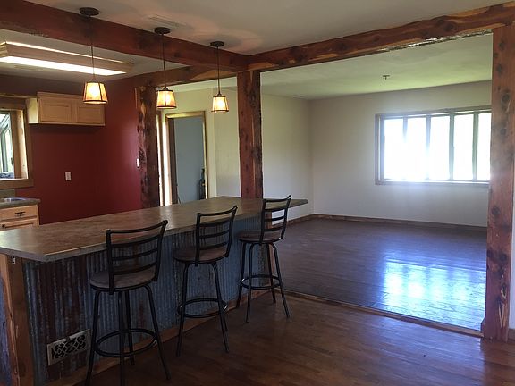 Bar/dinning room/walkin ptry
