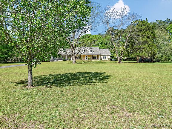 2nd image of 504 Blackman Rd