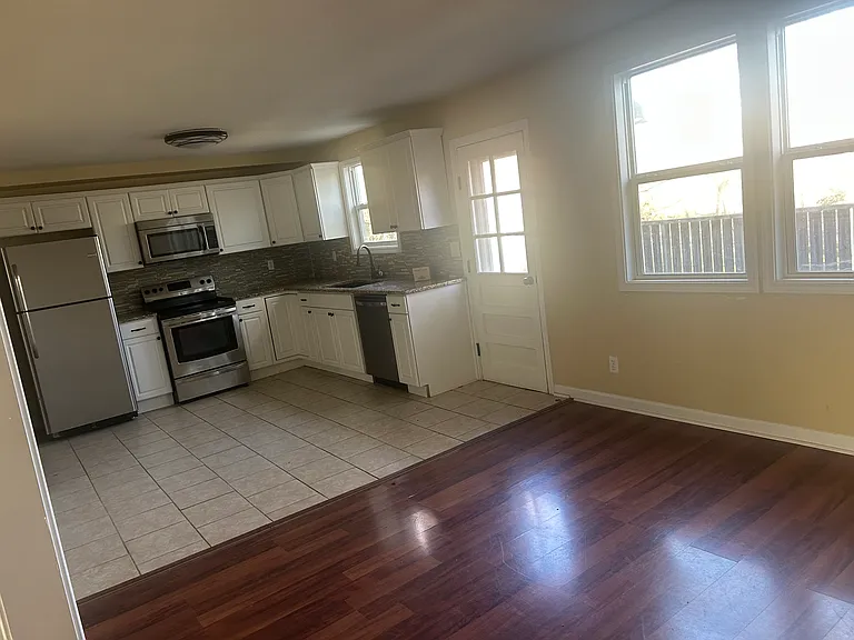 390 Fawn Dr — Photo 4