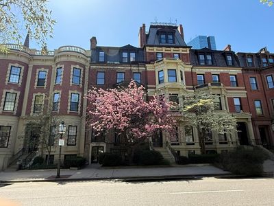 62 Commonwealth Ave APT 9, Boston, MA, 02116