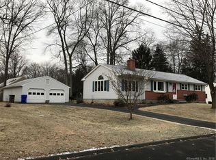 35 David St, Enfield, CT 06082