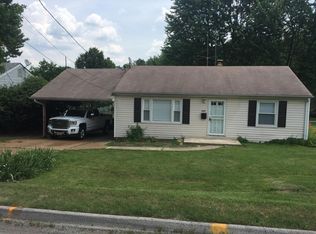 3404 Wismer Rd, Saint Ann, MO 63074