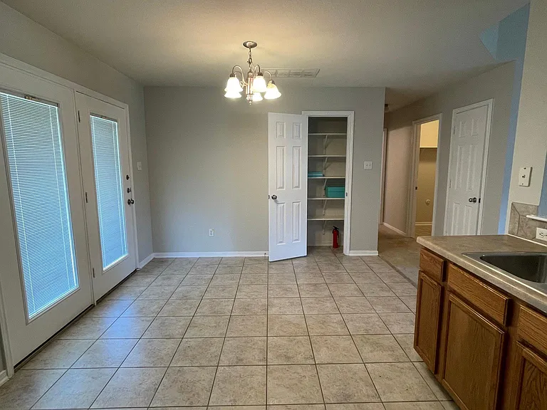 2309 Maedell Dr — Photo 14