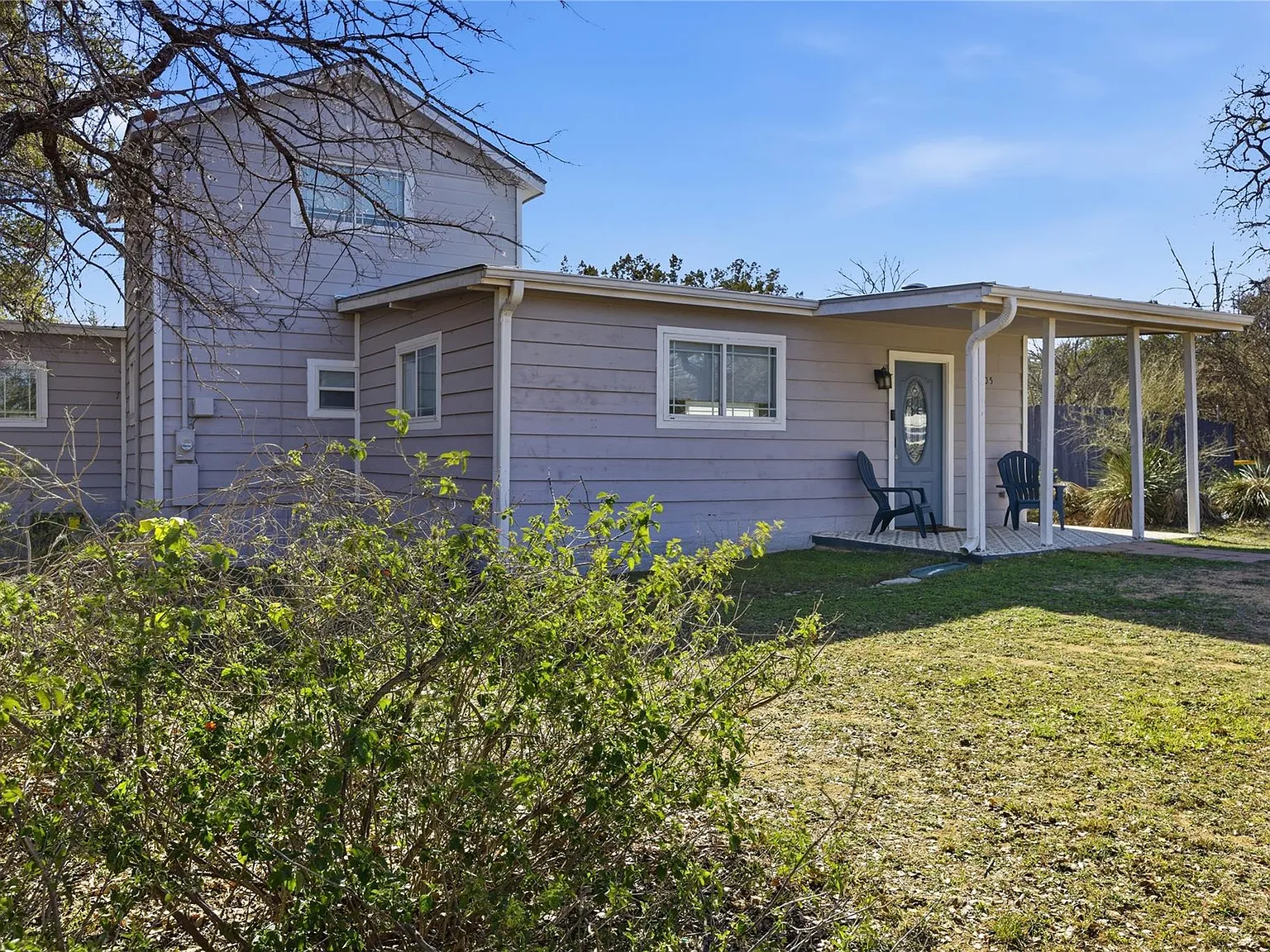 2 bed, 1.0 bath, 1376 sqft, $2,000 — Photo 2