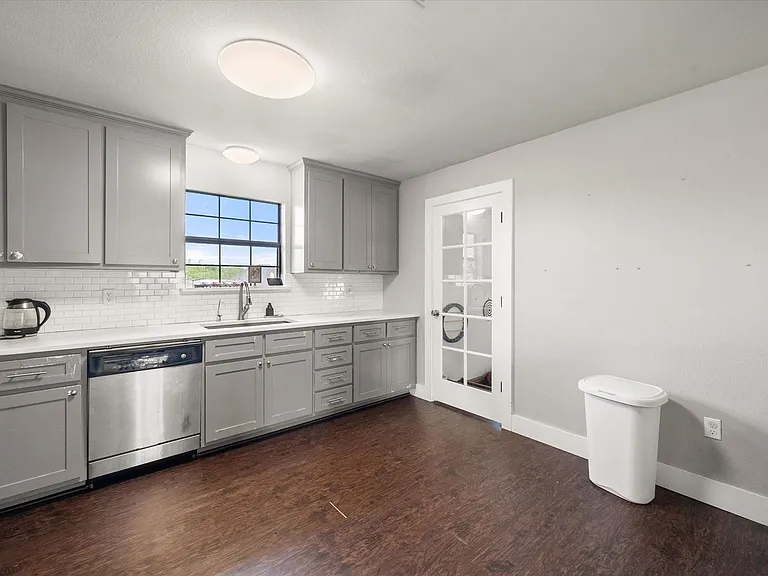 5184 Teague Rd — Photo 25