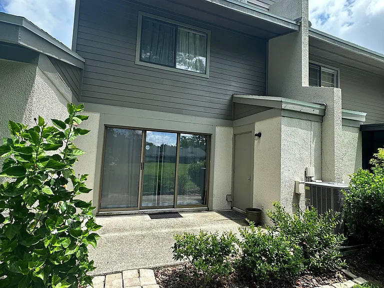 7623 Baymeadows Cir W — Photo 9
