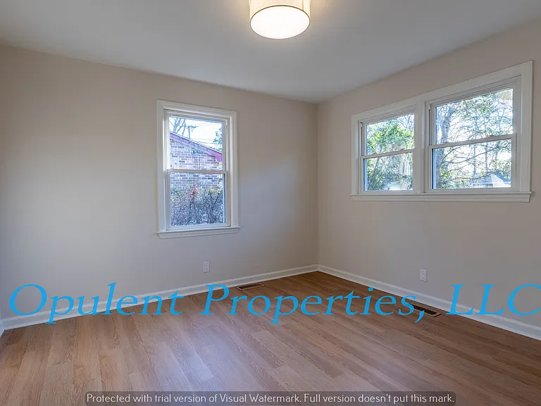 834 Savage Rd — Photo 16
