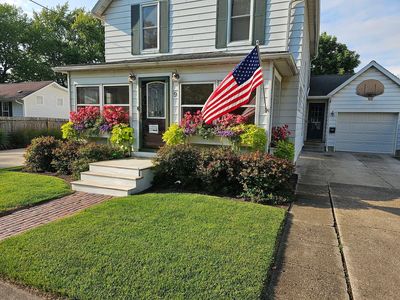 9 Beech St E, Three Oaks, MI, 49128