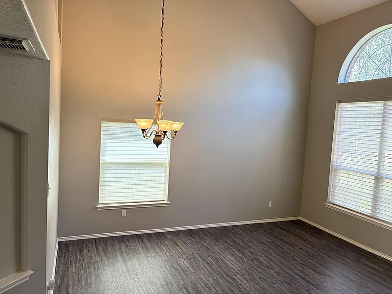 12402 Ravens Chase Ln — Photo 6