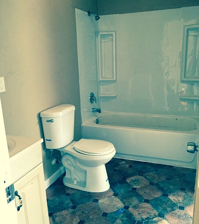 2nd image of 918 N 10th St #A