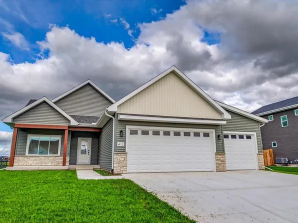 413 Chad Trl, Arlington, WI 53911
