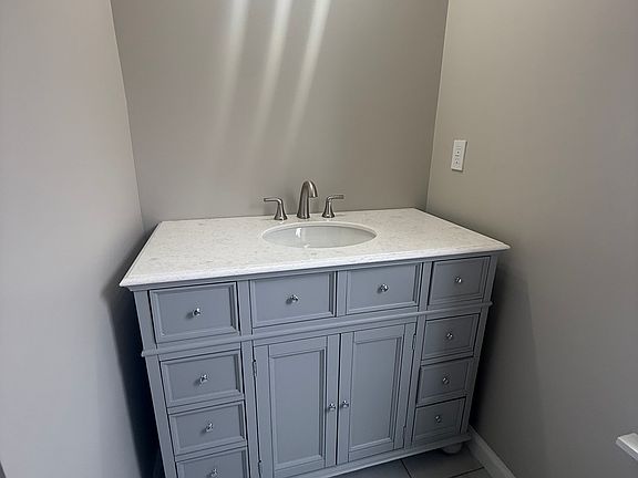 5th image of 313 Academy St Floor 2