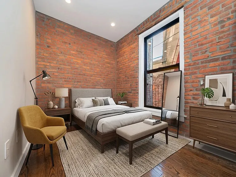 269 E Houston St #2F — Photo 3