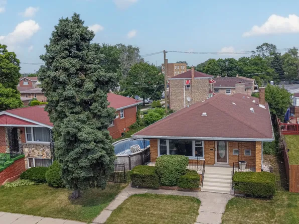 9209 S Luella Ave, Chicago, IL 60617