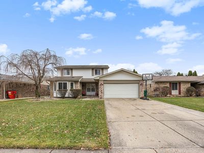 46376 Meadow Ln, Macomb, MI, 48044