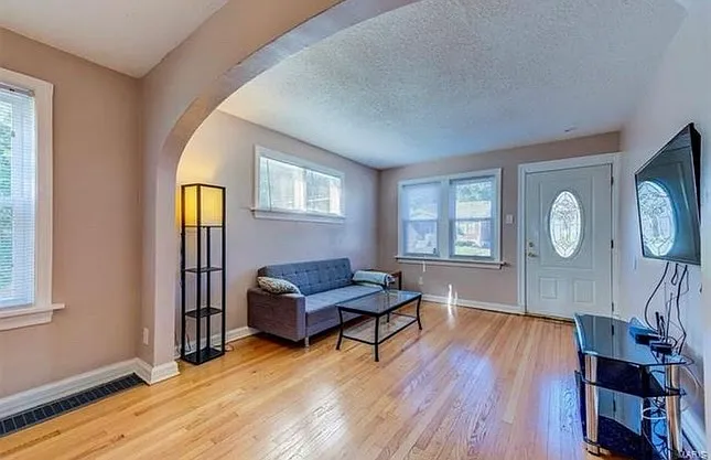 8326 Braddock Dr — Photo 2