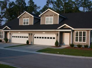 203-203B Reserve Green Dr, Morehead City, NC 28557