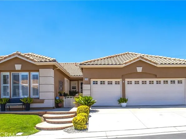 4925 Singing Hills Dr, Banning, CA 92220